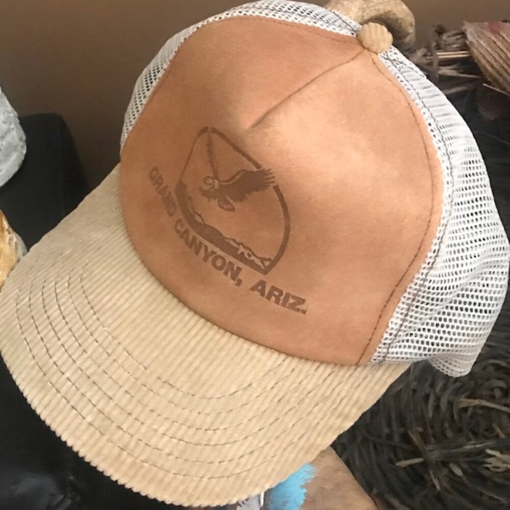RARE CAP! GRAND CANYON, ARIZONA TAN CORDUROY SUEDE LEATHER MESH-BACK TRUCKER HAT